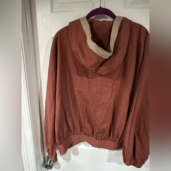 Jacket - Picture 3 of 3